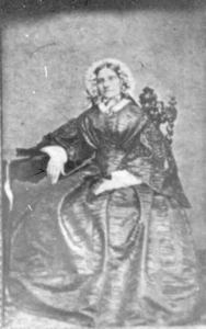 SP-0463 Zierikzee. (verm.) Elisabeth Kloek (1808-1875). Echtgenote van Jan Anthonij Mulock Houwer.