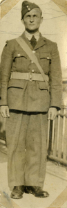 SP-0797B Sergeant J.R. Tully. Woonplaats: Hexham (G.Br.). Gesneuveld: Zierikzee, 26 juli 1943, begr. Bergen op Zoom. ...