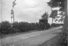 V-0157 Zierikzee. Grachtweg. Eén van de vele vrachtrijders op Schouwen-Duiveland.