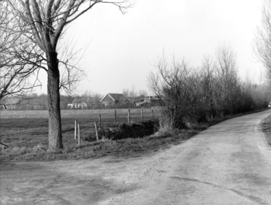 W-0065-1 Westenschouwen. Lageweg bij Hofstede De Zeeuw.