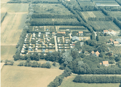W-0109 Westerschouwen. Hogezoom. Camping Elzenhof, tussen Haamstede en Renese.