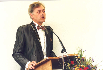 W-1537 Westerschouwen. Intrede van de laatste burgemeester van de gemeente Westerschouwen, H.Tees (1991-1996). ...