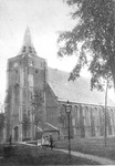 WA-0970 Renesse. Ring. De Kerk vanuit het zuidoosten. In de toren is de oude wijzerplaat nog zichtbaar. Op 27 maart ...