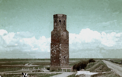 X-2285 Koudekerke. Plompe toren Koudekerke.