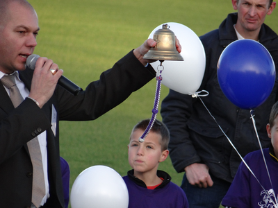 X-2679 Bruinisse. Nijverheidsweg. Opening sportpark Volharding , genoemd naar de voorgangers van de huidige gebruikers ...