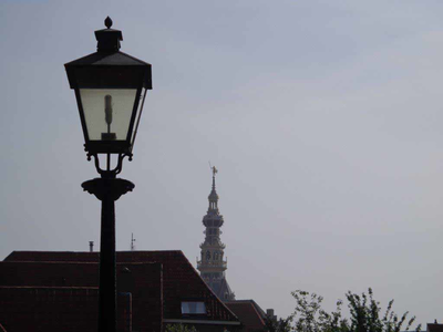 X-3522 Zierikzee. Toren stadhuis Meelstraat, gezien vanaf Kerkhof zz.
