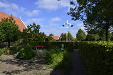 X-4895 Dreischor. Molenweg. Een ijzeren watermolen bij Streek- en landbouwmuseum Goemanszorg