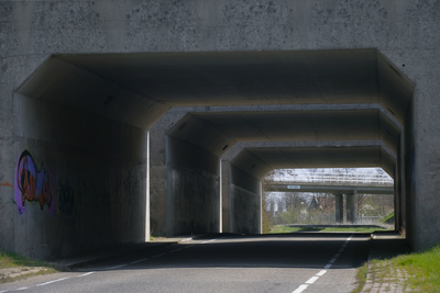 X-5025 Scharendijke. Rampweg. De viaducten van de N57 over de Rampweg