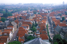 X-5138 Zierikzee. Poststraat. Uitzicht vanaf de Dikke Toren richting het centrum, met rechts de Poststraat en links de ...