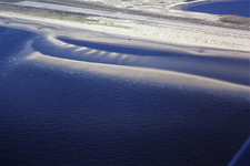 X-5341 Schouwen-Duiveland. Luchtfoto van duin- en zandbankvorming Neeltje Jans