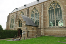 X-5485 Brouwershaven. Sint Nicolaaskerk. Driebeukig bakstenen gebouw daterend uit 16e eeuw met een oudere kap