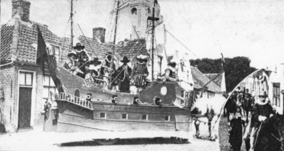 ZG-0289C Zierikzee. Feest ter gelegenheid van 350 jaar Onafhankelijkheid. Het 16e eeuwse oorlogsschip De stadt Ziericzee .