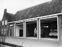 ZM-0110 Zierikzee. Regenboogstraat. Nieuwe brandweergarage, vóór ingebruikname.