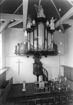 ZM-0902 Zierikzee. Gat van West Noord Westen. Orgel en preekstoel in de Lutherse Kerk