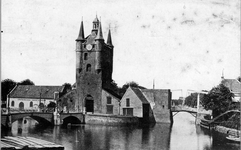 ZM-1861 Zierikzee. Zuidhavenpoort met brug.