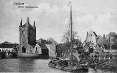 ZM-1879 Zierikzee. Zuid- en Noordhavenpoort.