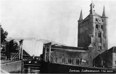 ZM-1974 Zierikzee. Zuidhavenpoort stadzijde, met ophaalbrug.