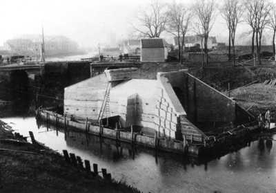 ZM-2045 Zierikzee. Sas. Bouw van het nieuwe Sas.