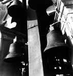 ZM-2587 Zierikzee. Meelstraat. Carillon in de stadhuistoren.