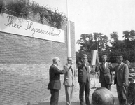 ZM-3296 Zierikzee. De Kanterlaan. Opening o.l.s. Theo Thijssen. Midden burg. D.W. Kastelein.