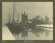 ZM-3640 Z'zee, Oud stadje. Zierikzee. Vissersdijk. Winters zicht op de Zuidhavenpoort en de Noordhavenpoort