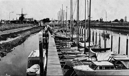 ZS-0266 Zierikzee. Nieuwe Haven. Jachthaven.