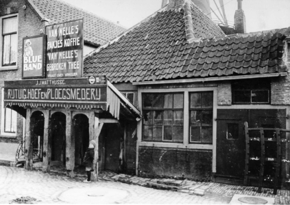 ZS-1515 Zierikzee. Sint Anthoniesdam. Rijtuig, Hoef- en Ploegsmederij J.J. Mathijsse. Bedrijf opgeheven in 1928 en ...