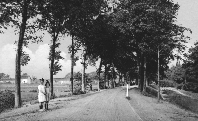 ZS-1901 Zierikzee. Grachtweg met Brakke Gracht.