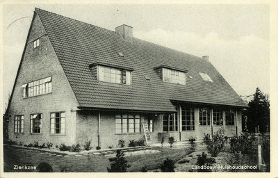 ZZE-2165 Zierikzee. Jannewekken. Landbouwhuishoudschool 'Prinses Juliana'. Op 05-02-1934 geopend door de voorzitter van ...
