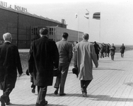 ZZG-1138 Zierikzee. Deltastraat. Opening door Z.K.H. Prins Bernhard van de fabriek voor dieselmotoren Smit & Bolnes ...