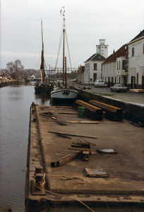 ZZG-1836 Zierikzee. Nieuwe Haven/Engelse Kade. Vervanging van de brug bij de Zuidhavenpoort met uitzicht op de Engelse ...