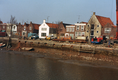 ZZG-1935 Zierikzee. Nieuwe Haven. Herstel van kademuur vanaf Zuidhavenpoort tot aan ’t Luitje
