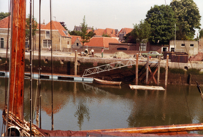 ZZG-1959 Zierikzee. Nieuwe Haven. Herstel van de kademuur vanaf Zuidhavenpoort tot aan ’t Luitje