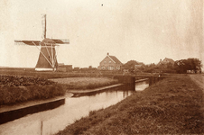 A-0029 Molen De Moriaan te Moriaanshoofd.. Kerkwerve / Moriaanshoofd. Oude Hoofdweg 7. Molen De Zwaan . Achtkante ...