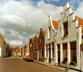 A-0196 Zierikzee. Breedstraat / Bagijnestraat