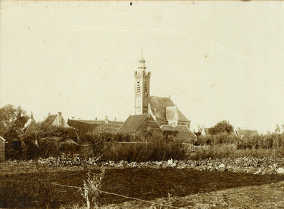A-11567a Burgh. Zicht op het dorp en de kerk en toren