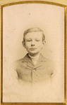 A-12690 Locatie onbekend. Album familie Labrijn. Nicolaas Willem van Putte Mzn (1879-1944) op jonge leeftijd. ...