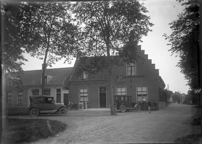 O-0439 Renesse. Hoek Korte Reke/Lange Reke/Hogezoom. Hotel 'Het Wapen van Zeeland'.