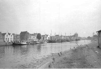 O-2141 Zierikzee. Nieuwe Haven.