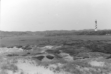 O-3131 Haamstede. Vuurtoren in het duinlandschap.