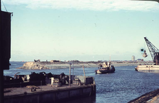 RK-1393 Zierikzee. Watersnoodramp 1953. Havenkanaal.. Herstel Westhavendijk