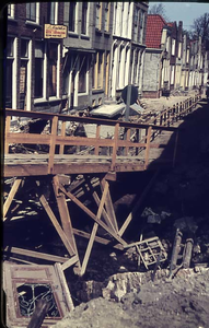 RK-1552 Zierikzee. Watersnoodramp 1953. Noodbrug in de Nieuwe Bogerdstraat.