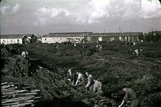 RK-1703 Serooskerke. Watersnoodramp 1953. Werkhaven bij de Schelphoek. Vervaardiging zinkstukken.
