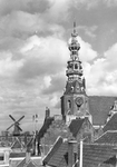 RK-2031 Zierikzee. Stadhuistoren, met links molen de Hoop .
