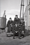 RK-2067 Zierikzee. Omgevings Vissersdijk Officieren en manschappen van de Duitse Kriegsmarine. Zij waren gestationeerd ...