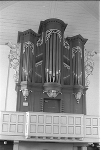 BE-1690 Burgh. Orgel in de Nederlands Hervormde kerk op de Burghse ring.