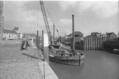 BE-2499 Zierikzee Nieuwe Haven/Vissershaven Restauratie en in gebruikname van de opgeknapte monumentale ophaalbrug ...