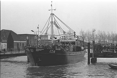 BE-2501 Zierikzee Nieuwe Haven/Vissershaven Restauratie en in gebruikname van de opgeknapte monumentale ophaalbrug ...