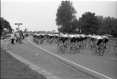 JVH-0129 Burgh-Haamstede. Kraaijensteinweg. Tijdens de 29e internationale Ronde van Midden-Zeeland werden de ...