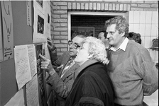 JVH-1575 Burgh-Haamstede. Julianastraat. Gebouw christelijke basisschool Onder de Wieken . Oud-leerlingen bekijken ...